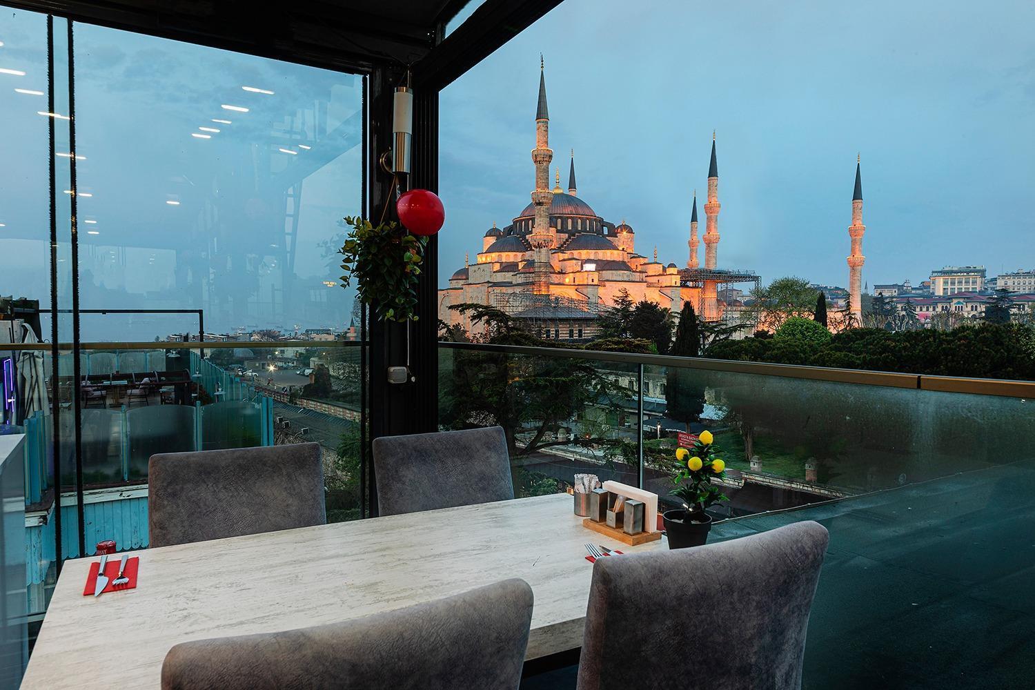Aristocrat Hotel Istambul Exterior foto