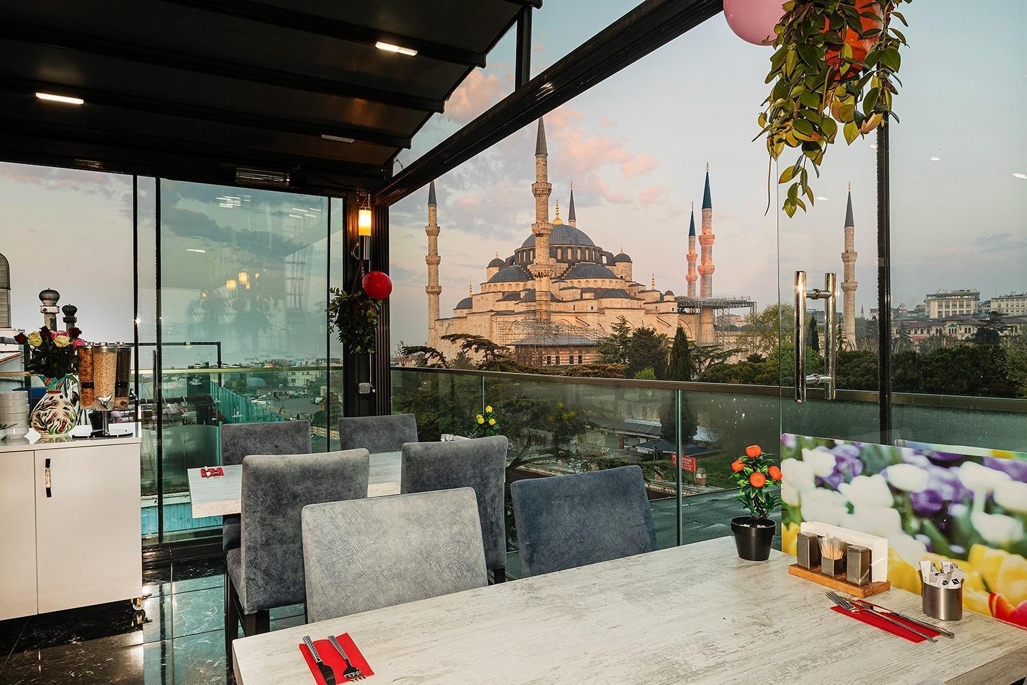 Aristocrat Hotel Istambul Exterior foto
